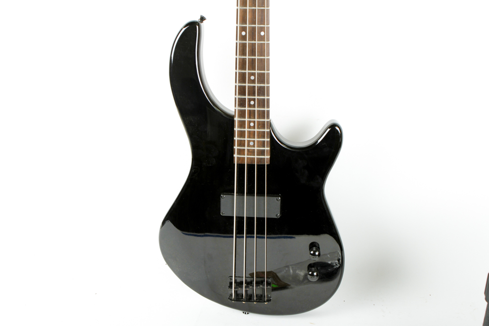 Black Dean Bass Guitar With Vantage VB10 Amplifier EBTH